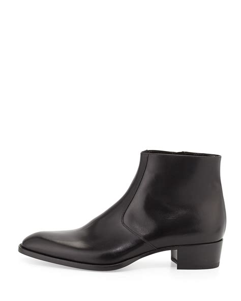 Wyatt leather ankle boots in black 